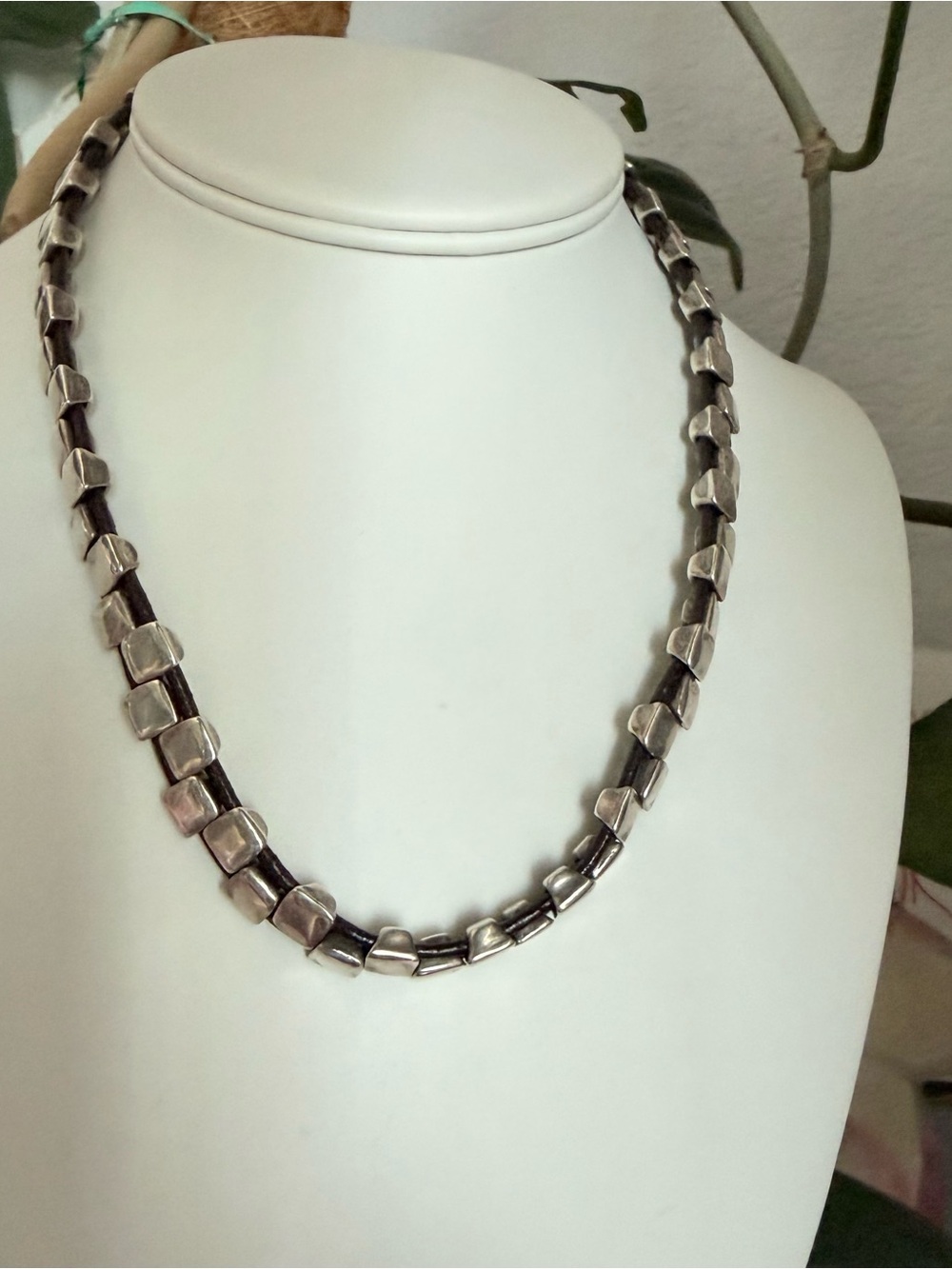 Uno de 50 Square Beaded Necklace